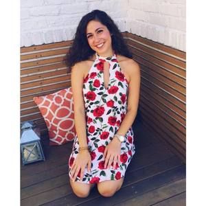 Meet your Posher, Alexis